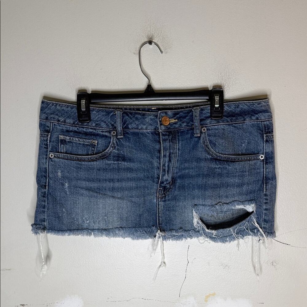 American Eagle Outfitters Blue Denim Super Mini Distressed Skirt Y2K Size 12